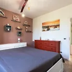 Dora Villa *